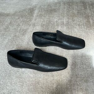 Everlane Black Day Loafers